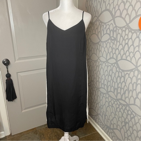 Kaari Blue Size XS Dress Black White Spaghetti Strips Sleeveless - Picture 7 of 7